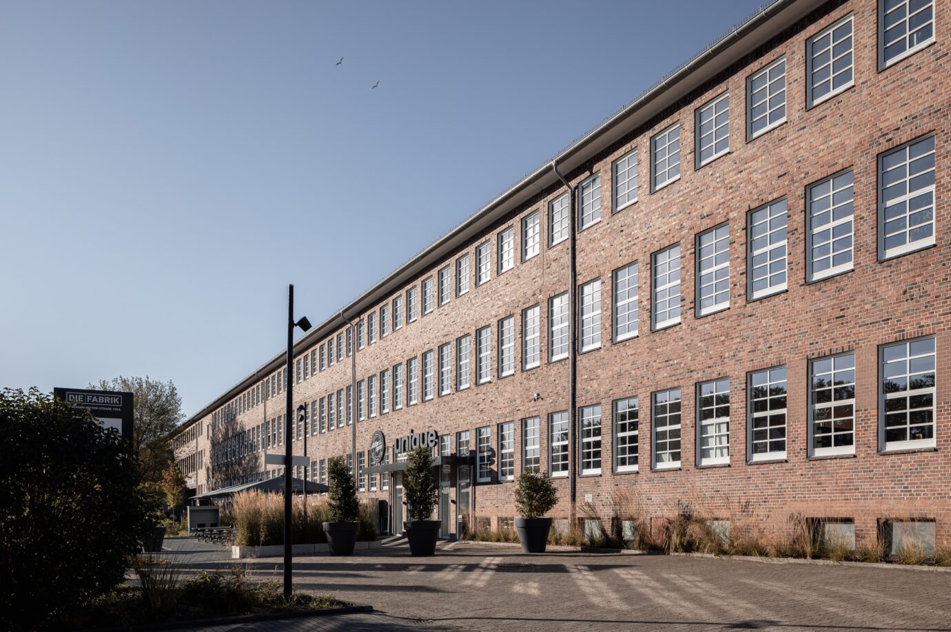 Die Fabrik Bild 1