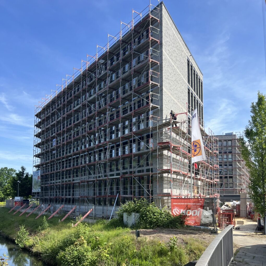 Firmenzentrale des Deutschen Milchkontors wird abgerüstet!